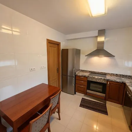Unifamiliar Céntrico En Cangas - La Concepción Сasa de vacaciones *